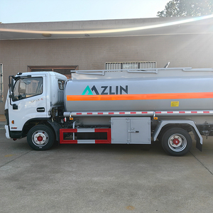 Camión Cisterna de Combustible Manual DONGFENG 4X2 con Tracción en las 4 Ruedas, Nuevo, de Acero, Capacidad de 15001-30000L (Incluye 5000L), Motor Diésel, Almacenamiento de Aceite - Product Image 4