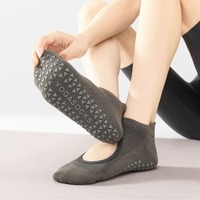 Chaussettes de yoga professionnelles antidérapantes, invisibles, en coton épais de qualité supérieure, pour femmes, chaussettes de Pilates pour la vente en gros