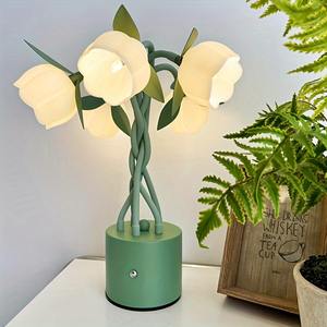 Lámpara de Mesa Pequeña de Lujo Minimalista Nórdica con 5 Flores, Interruptor Táctil TIPO-C y Pantallas de Acrílico para Salas de Lectura y Dormitorios - Product Image 2