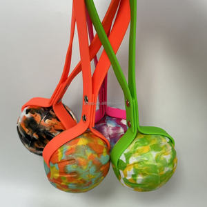 Umweltfreundliches Interaktives Hundezubehör für Draußen Moderner PVC-Leder-Leine mit Haustierfreundlichem EVA-Elastikball-Griff - Product Image 1