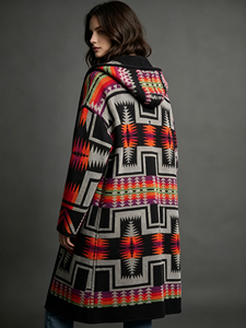 Manteau long à capuche imprimé géométrique style bohème pour femme, coupe ample, ouvert sur le devant, service de personnalisation disponible - Product Image 3