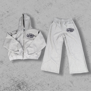 Conjunto de Sudadera con Capucha y Pantalones Deportivos Holgados con Logotipo Bordado Personalizado para Hombre - Product Image 2