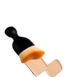 Brocha Corporal Autobronceadora de Marca Privada, Kabuki Curva Angulada con Cerdas Suaves para Aplicación de Protector Solar y Base, Brocha de Maquillaje para Difuminar - Product Image 5