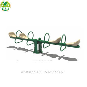 Balancín de buena calidad para exterior, estructura de juego para niños - Product Image 4