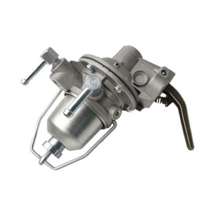 Pièces de <span class=keywords><strong>chariot</strong></span> élévateur Pompe à huile à engrenages POMPE À HUILE 15100-78202-71 POMPE ASSY FUEL 17010-50K60 - Product Image 1