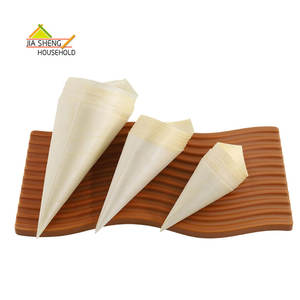 Vente en gros Emballage personnalisé de cônes en bois jetables écologiques biodégradables de qualité alimentaire pour la fabrication de crème glacée au restaurant buffet - Product Image 1