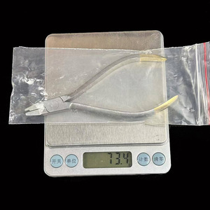 Pince de serrage dentaire sans crochet 2568, instrument spécial de traction orthodontique, argent, manuel - Product Image 1