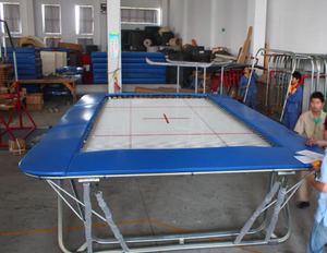 Hot bán vả được phê duyệt thể dục Trampoline TUMBLING Trampoline cạnh tranh loại để bán - Product Image 4