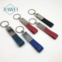 Porte-clés en cuir plaqué or personnalisé avec finition brillante, design à double anneau, cadeau durable pour mariages et anniversaires