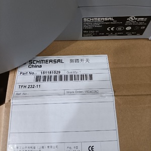 สวิตช์เท้าเหยียบ Schmersal รุ่น TFH 232-11 24V 12A สำหรับใช้งานในอุตสาหกรรม - Product Image 1