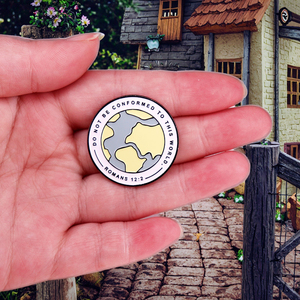 Broche personalizado con cita de Romans, Pin Retro coleccionable de Metal, insignia con logotipo de Anime, broche de esmalte duro suave para solapa, accesorio - Product Image 3