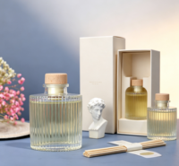 Bouteille en verre de luxe pour parfum d'ambiance, diffuseur à bâtonnets d'huiles essentielles, désodorisant d'air, bouteille d'aromathérapie en gros