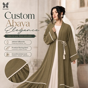 Abito Arabo Abaya per Donne, Vestito Lungo Modesto Color Oliva con Bordo a Contrasto, Cintura con Nappine e Stile Boutique Elegante - Product Image 1