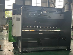 เครื่องอัดไฮดรอลิกแบบอัตโนมัติเต็มรูปแบบ รุ่น 125T3200 สำหรับงานหนัก พร้อมมอเตอร์ สำหรับดัดแผ่นโลหะอะลูมิเนียม - Product Image 4