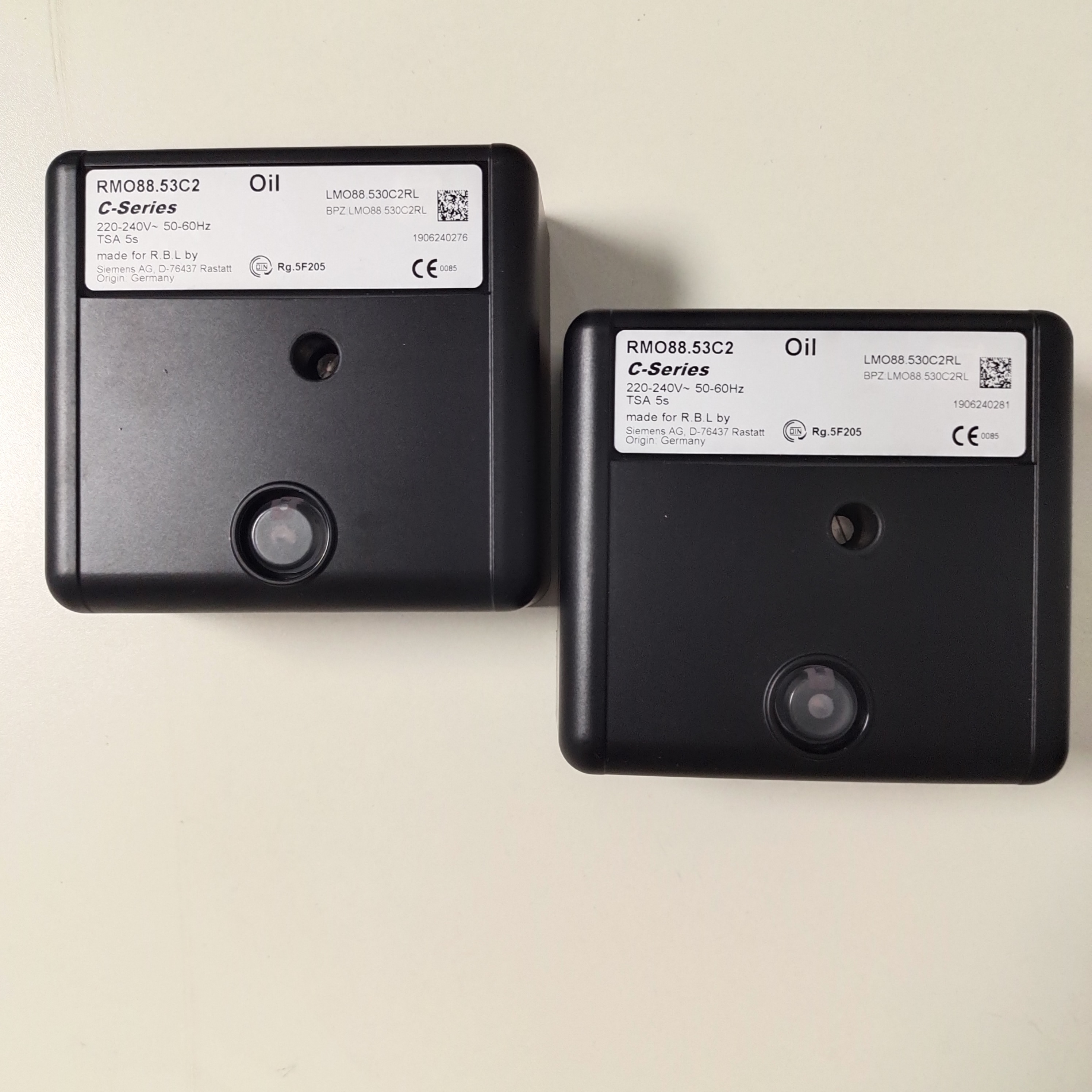 1PC New control box R.B.L RMO88.53A2 for oil burner controller 1PC New control box R.B.L RMO88.53A2 for oil burner controller