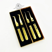 Pince à épiler professionnelle d'extension de cils en acier inoxydable avec finition dorée Embouts en fibre de volume de marque privée Logo personnalisé
