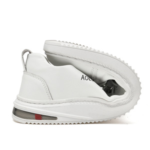 Chaussures Homme Été <span class=keywords><strong>2022</strong></span> Respirantes Nouvelle Collection Décontractées Tendance à Lacets Tige en Jean Double Couche Cuir de Vachette Baskets Sportives Solides - Product Image 2