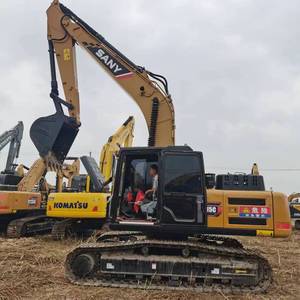 Vente flash : Excavatrice sur chenilles d'occasion SANY SY215C, hydraulique, capacité de la benne de 1,1 m, 21 tonnes, excavatrice sur chenilles d'occasion - Product Image 1