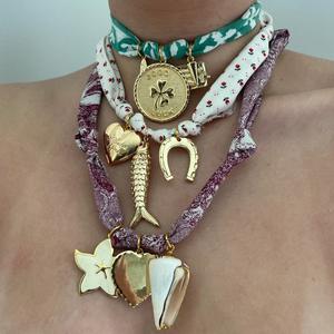 Collier Bandana pour Femme en Acier Inoxydable et Laiton, avec Pendentif Fille <span class=keywords><strong>de</strong></span> la Plage en <span class=keywords><strong>Course</strong></span>, Thème Océan, Style Mode - Product Image 2