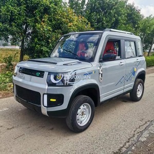 รถยนต์ไฟฟ้าสี่ล้อแบบปิดสำหรับผู้ใหญ่ ความเร็วต่ำ สำหรับใช้ในครัวเรือน - Product Image 2