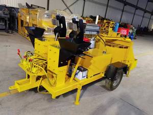 Máquina de fabricación de ladrillos de enclavamiento de doble cabezal móvil diésel M7M4, máquina de fabricación de ladrillos de suelo para diferentes tamaños y tipos de ladrillos - Product Image 6