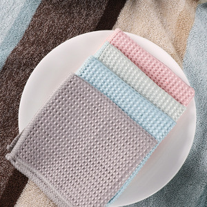 Paño de Limpieza de Microfibra Tipo Waffle 25x25cm 30x30cm 40x30cm Altamente Absorbente Para Cocina, Vidrio, Espejo y Uso Doméstico - Product Image 4