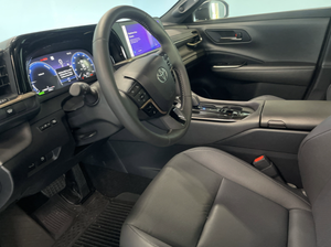 Toyota Crown Limited Sedan 2024 USATA, SENZA AMMORTIZZAZIONI, PRONTA PER LA SPEDIZIONE - Product Image 2