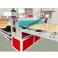 Machine automatique de fabrication de rouleaux de moquette en vinyle PVC, machine d'extrusion, ligne de production