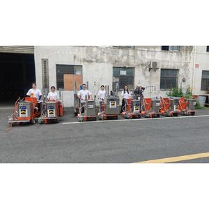 Riscaldatore Idraulico Professionale 2*500KG per Termoplastica a Caldo con Motore Elettrico per Segnaletica Stradale ad Alta Efficienza - Product Image 4