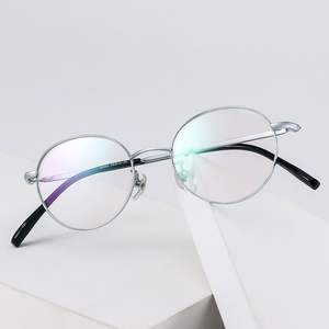 <span class=keywords><strong>Occhiali</strong></span> <span class=keywords><strong>da</strong></span> <span class=keywords><strong>vista</strong></span> con montatura ottica <span class=keywords><strong>da</strong></span> bambina con viso piccolo Jiojew Ultra Light B titanio rotondi - Product Image 1