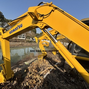 Excavadora Komatsu PC35MR Usada, Excavadora de Cadenas Komatsu de 3.5 Toneladas con Hoja de Desnivele, Mini Excavadora a Bajo Precio en Venta - Product Image 3