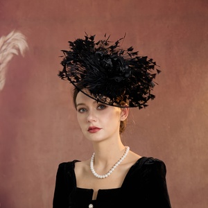 Chapeau élégant à large bord en forme de dôme pour les goûters et <span class=keywords><strong>la</strong></span> Saint-Valentin, orné de plumes artificielles, bandeau décoratif - Product Image 5