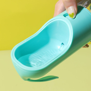 Garrafa De Água <span class=keywords><strong>Pet</strong></span> Portátil Alimentador De Água <span class=keywords><strong>Pet</strong></span> De Plástico e Tigelas De Viagem Ao Ar Livre Cão Alimentador De Água Potável - Product Image 4