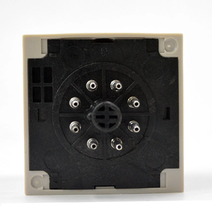 Relais temporisé programmable H3CR-F8N de la série H3CR, double minuterie 1,2 s - 30 h, 100-240 Vca 50/60 Hz, 8 broches - Product Image 3