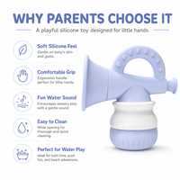 Jouet aquatique en silicone pour bébé, en forme de corne, jouet de bain sans couture avec poignée en arc et points texturés, pour le plaisir aquatique, vente en gros OEM
