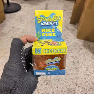 2026 Hot Sale Cubo Squishy Super Solido <span class=keywords><strong>di</strong></span> Alta Qualità in Maltosio 4 Colori a Tema <span class=keywords><strong>SpongeBob</strong></span> SquarePants per Bambini Unisex - Product Image 5