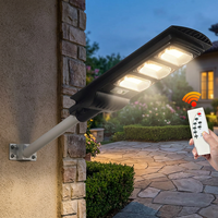 Farolas Solares, Luces Solares para Jardín, Iluminación Exterior, Impermeables IP65 y con Protección Contra Rayos, Certificación CE