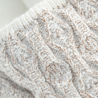 Mode automne hiver laine tricoté bonnet chapeaux pour femmes personnalisé en cuir Patch Logo décontracté hiver chapeau avec pompon en vraie fourrure