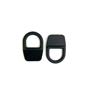 Hebilla clásica de plástico negro en forma de D de 25mm Diseño ovalado y cuadrado de espesor medio para cinturones elegantes - Product Image 5