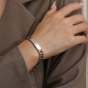 Pulsera de Acero Inoxidable con Cadena Cubana de Alto Brillo y Barra Lisa para Logotipo Personalizado para Hombre - Product Image 2