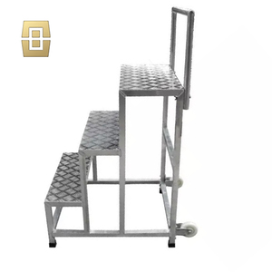 Échelle escamotable galvanisée à chaud pour entrepôt, avec marchepieds amovibles et sécurité renforcée - Product Image 6