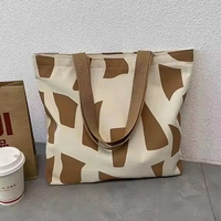 Fabricant PU cuir femme sac fourre-tout grande capacité sacs à bandoulière femmes sacs à main pour ordinateur portable