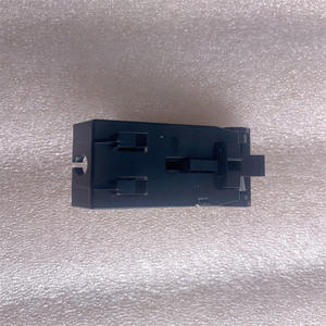 Piezas de Carrocería para Camionetas Jeep, Fiat, Dodge y Ram, Tirador de Capó para Camioneta RAM 68085761AA - Product Image 3