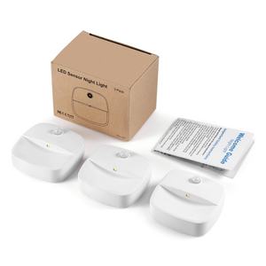 Mini lampe LED portable à détecteur de mouvement, rechargeable sur batterie, pour placard, mur, escalier, couloir, armoire - Product Image 3
