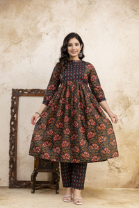 Elegant Women Dark Green Kurta <b>Pant</b> Set Cotton Cambric Sequin Embroidery Modern Ethnic Wear for Daily and Party Style 2 Piece - Product Image 6