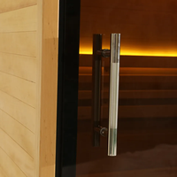 Salle de sauna traditionnelle en bois d'hemlock pour 2 personnes, intérieur luxueux, avec verre brun
