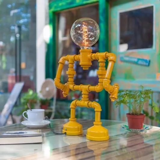 6.25-11 créatif rétro robot en forme de lampe lumières Edison ampoule café Hornet Tuyau lampe de table