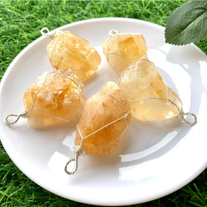 จี้คริสตัลหุ้มลวดหลากหลายขนาด จี้คริสตัลดิบ หุ้มลวดไม่เป็นสนิม สำหรับแขวน - Product Image 2