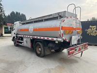 Camión cisterna de combustible Dongfeng, motor potente de excelente rendimiento de segunda mano
