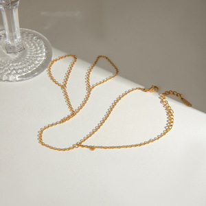 Pulsera de cadena a la moda para mujer, tono dorado, acero inoxidable, diseño de eslabones ajustables, accesorio de joyería elegante - Product Image 4